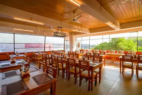 Lake Forest Resort - Image 3
