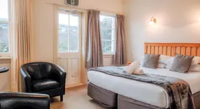 The Grand Hotel & Bar - Akaroa - Image 4