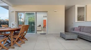 Appartement de vacances avec internet haut débit, terrasse et jardin | Vue jardin - Image 3
