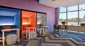 Budgetel Inn & Suites - Image 4