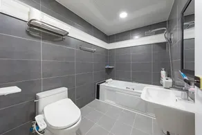 Samcheok White Romantic Pension - Image 3