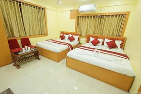 LOTUS HOTEL AND BANQUET - Image 2