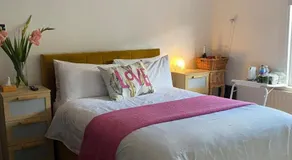 Pond Cottage - Image 3