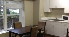 Grandma's Suite - Convenient Valley Location, Offering 10% OFF ON TOURS! - Image 5