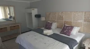 Crystal Villa Guesthouse - Image 4