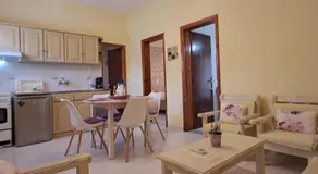 Olga's Garden Apartments - Image 3