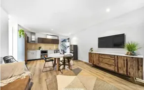 Lovely 1 Bedroom Holiday Apartment - Image 2
