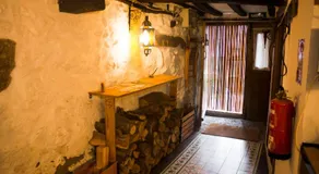 HERVÀS Y VUELVES ( la casita de la piedra ) - Image 4