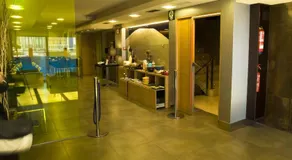 Hotel Moon - Image 3