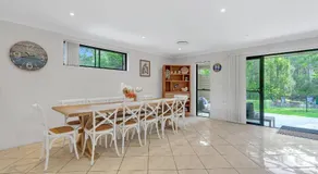 Relax at the Park by Book Jervis Bay - Image 3