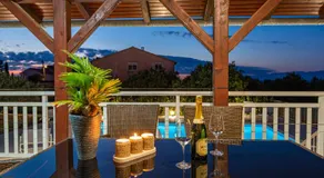 Vila Luna Apartments - Image 2