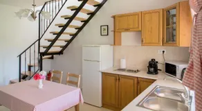 Almafás Jakuzzis Apartmanház Őrség - Image 3