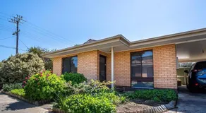 Harmony at Henley Beach - Coastal Style & Comfort - Image 2