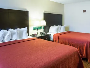 Rodeway Inn & Suites - Image 3