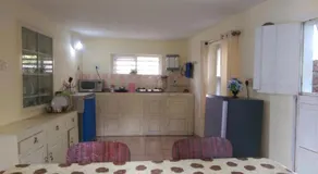 Sun n Tan Beach Home stay - Image 5