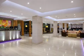 Hiltop Hotel - Image 2