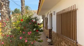 Chalet con piscina privada de 4 dormitorios Las Herrerias -cerca de Vera Playa- - Image 4