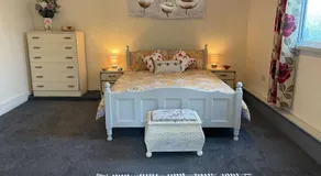 Ivy Cottage - Image 2