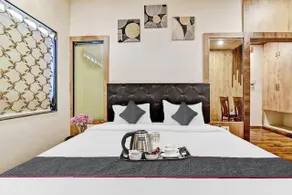 Hotel Shakun Palace - Image 2