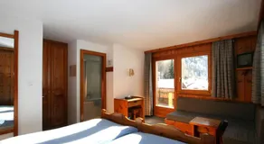 Hôtel Garni Les Bouquetins - Image 2