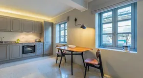 Stylish Retro Suites - Image 2