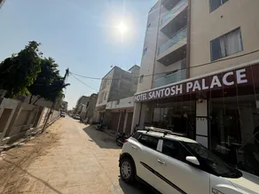 Hotel Santosh Palace - Image 3