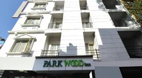 Parkwood Executive Rooms Inn - Image 3