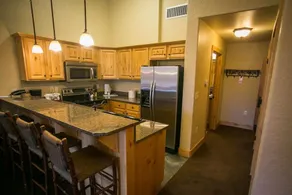 Large Condo, Steps Away from Canyons Village - Image 4