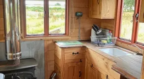 Beaver Tail Cabin - Image 4