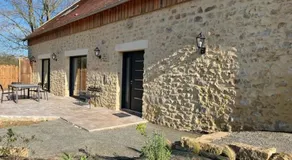 Gîte luxueux avec piscine, spa, jardin et équipements de loisirs à Sargé-lès-le-Mans - FR-1-410-437 - Image 5