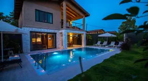 Volans Suites Villas - Image 2