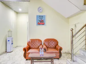 Hotel O Vishwakarma Palace - Image 5