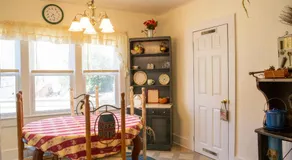 The Chimney Rock Inn & Cottages - Image 3