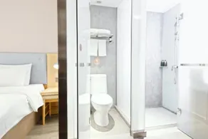 Home Inn Neo Qingdao Licun Metro Station Pedestrian Street - Image 2
