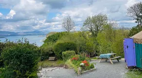 A Magical Cosy Garden Yurt - Image 5