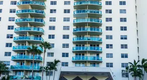 Amazing Miami -Beach Condo Steps to Sand, Book Now! - Image 4