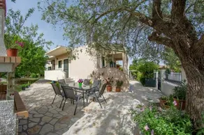 Niki's Country House - Image 1