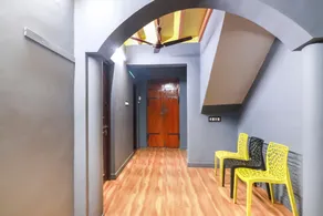 SPOT ON G House - Image 5