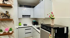 Private 1 BHK Serviced Apartments Sector 52 Near Millennium City Metro Station Gurgaon - Image 4