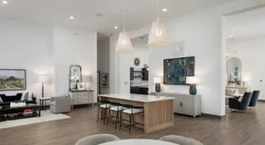 Landing Chic 1BD Gym Clubhouse - Image 2