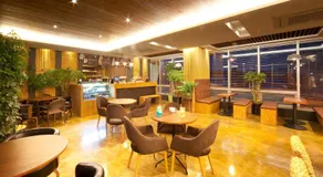 Comma&Spa Resort - Image 2
