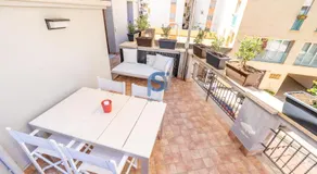 Ni Ni Apartments - Self Check in - Image 3