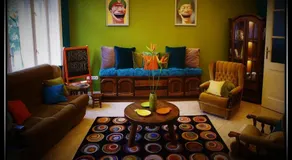 HAPPY COLOURS in Old Town - Image 3