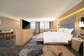 Zhenning Lingyue Grand Hotel - Image 2