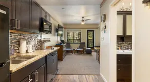 2767 Slopeside condo - Image 4