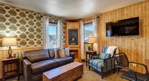 Fireside Inn & Hostel - Image 4