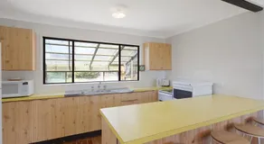 74 Ocean Parade - Image 4