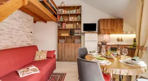 Appartamento Alpine Inspiration for 4 with Balcony - Happy Rentals - Image 5