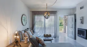 Evais Boutique Houses & Luxury Suites - Image 2