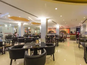 Red Rock Hotel Penang - Image 4